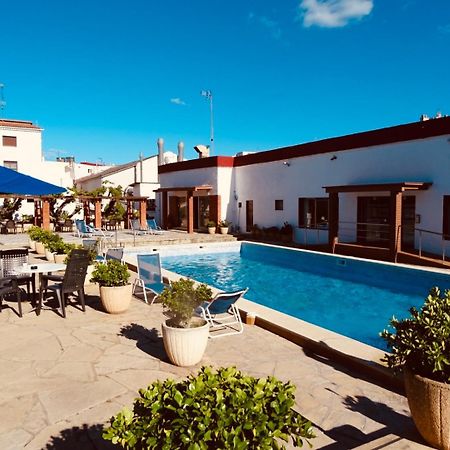 Hostal Lleida Segur de Calafell Exterior foto