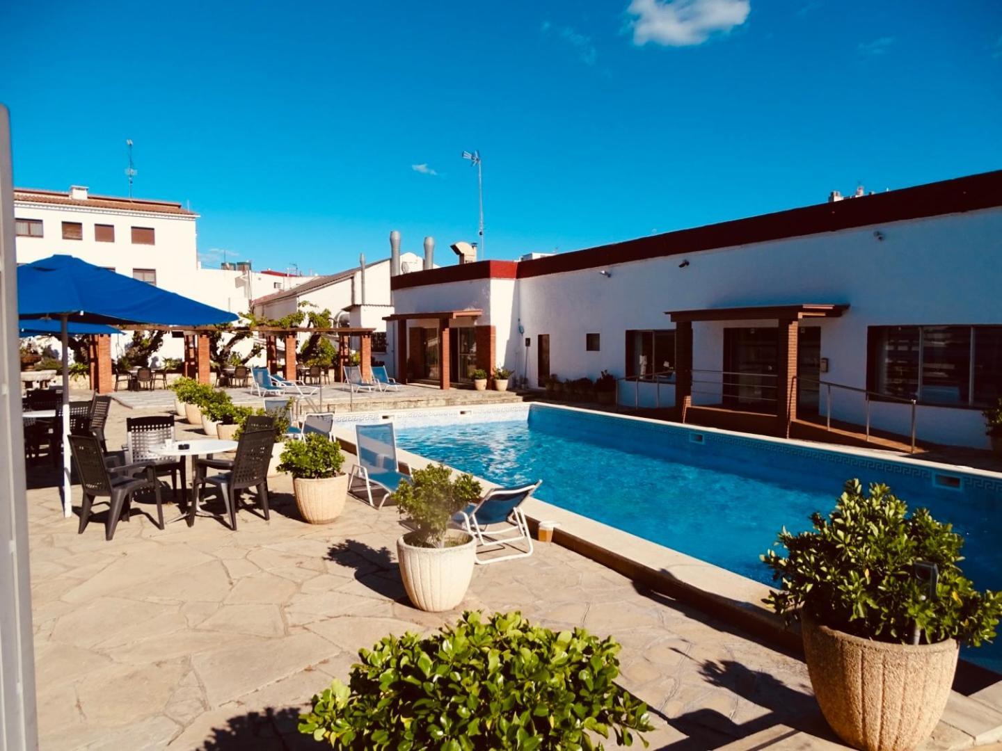 Hostal Lleida Segur de Calafell Exterior foto